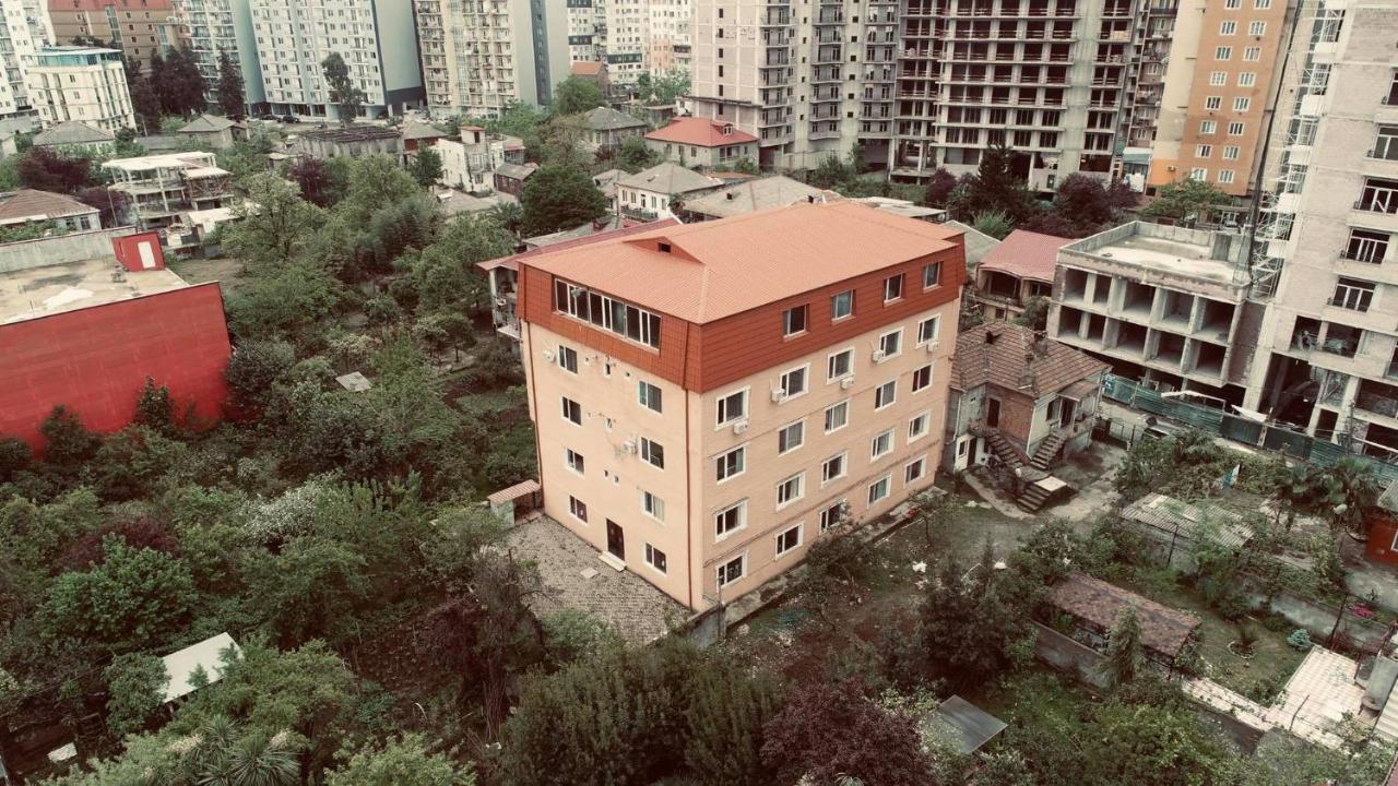 Batumi Hotel Bagian luar foto