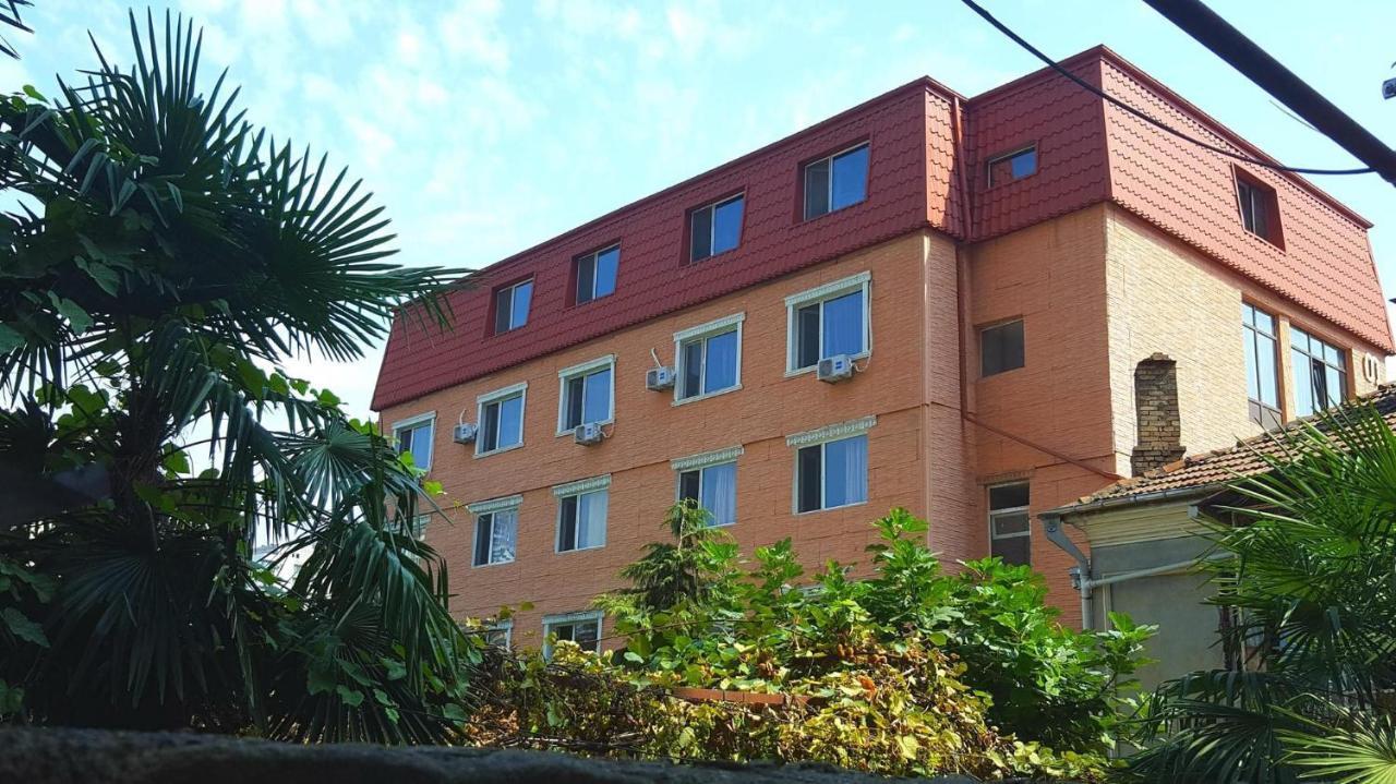 Batumi Hotel Bagian luar foto