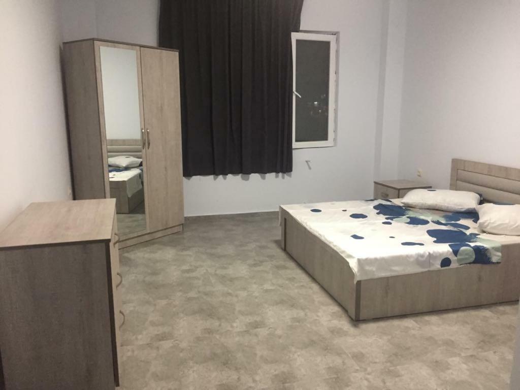 Batumi Hotel Bagian luar foto